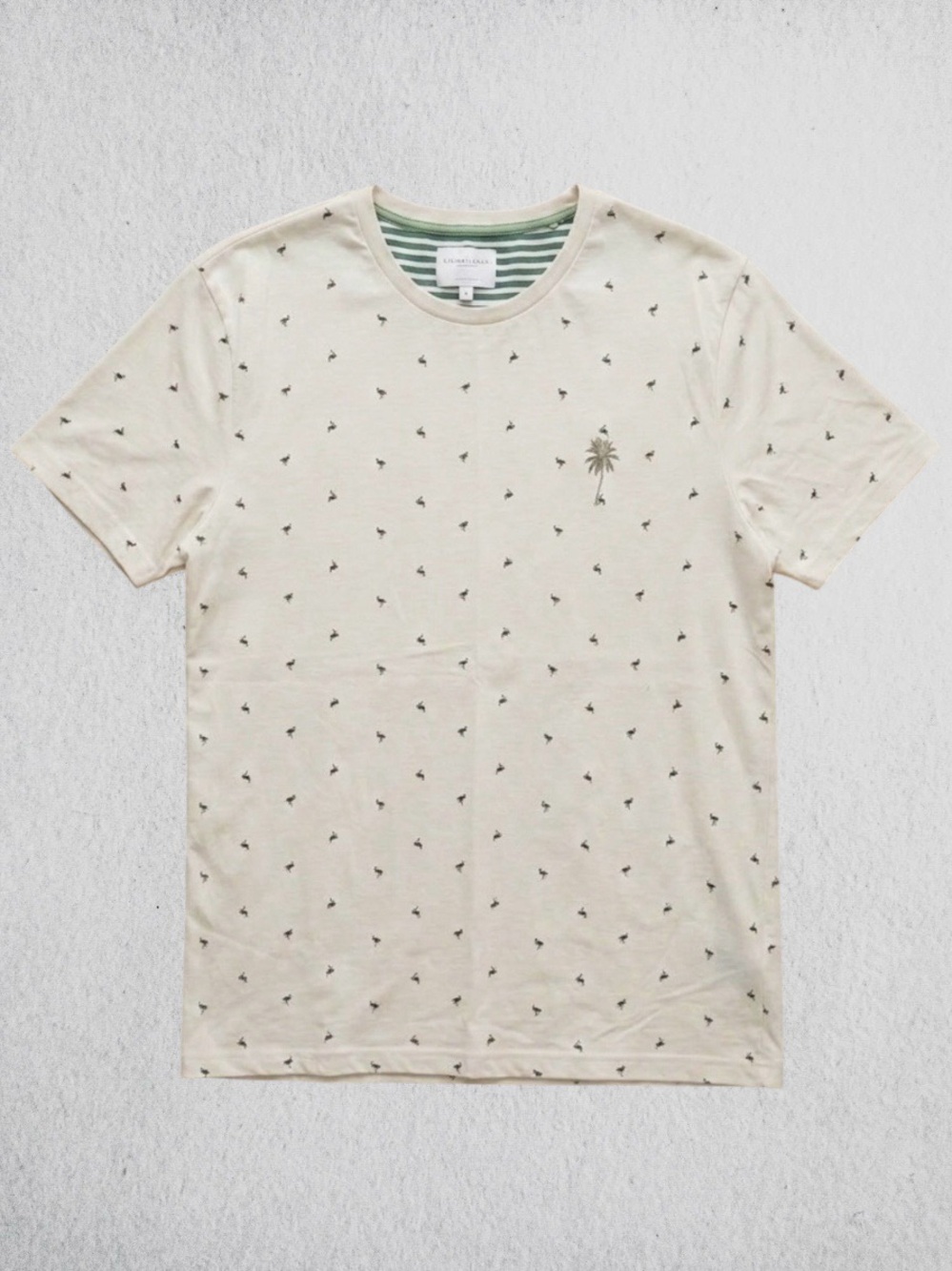 2/30$ Denim & Flower Cream Palm-Print Short Sleeve Tee 🌼